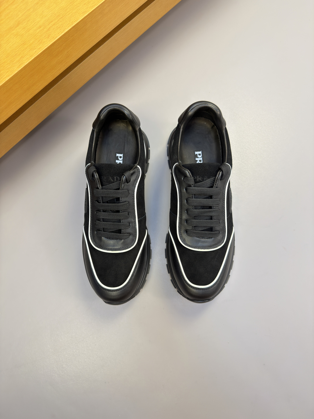 [Prada] 프라다 나파 & 스웨이드 콤비 스니커즈 신발