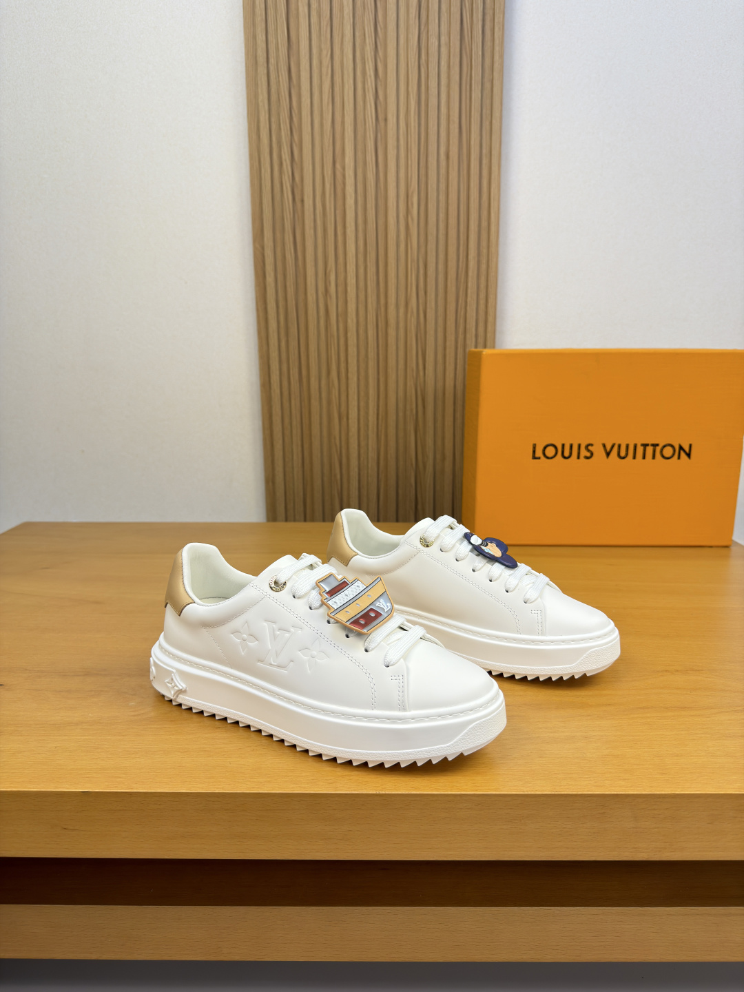 [Louis Vuitton] LV 루이비통 프리미엄 슈링크 & 모노그램 콤비 스니커즈 신발
