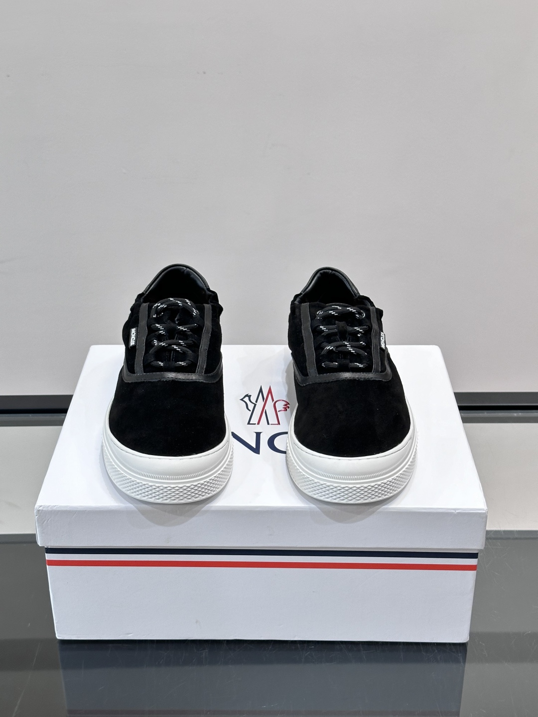 [Moncler] 몽클레르 몽클레어 베라(Vera) 남성 로우탑 스니커즈 / 슬립온 신발