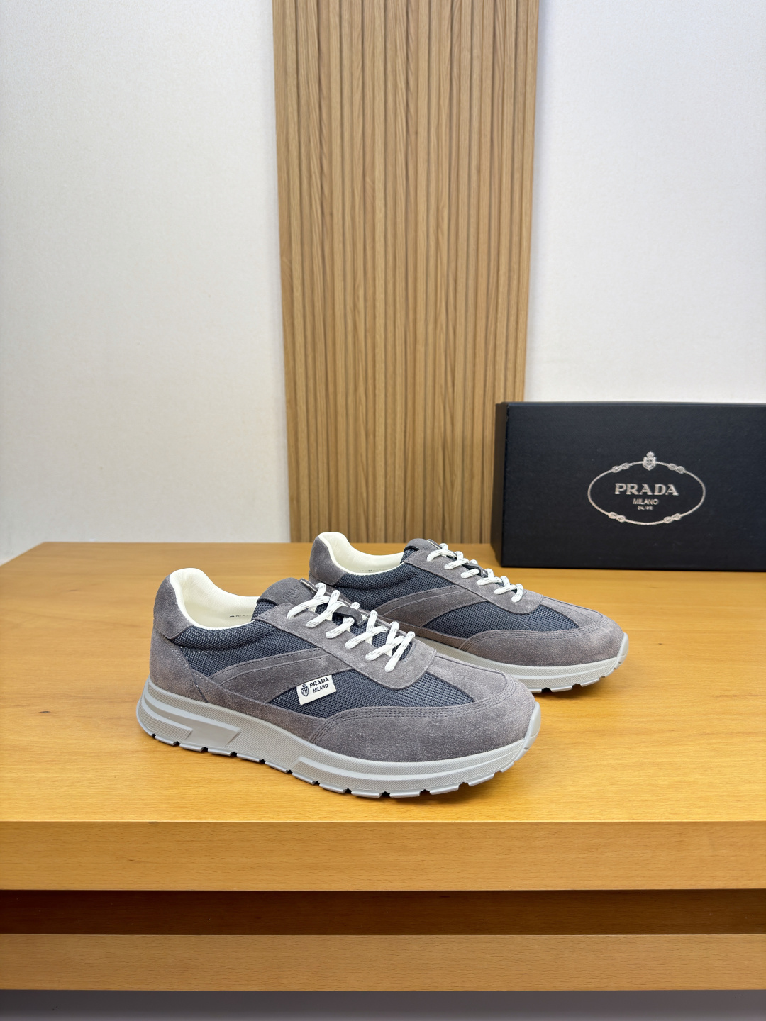 [Prada] 프라다 프리미엄 스웨이드 & 캔버스 콤비 스니커즈 신발