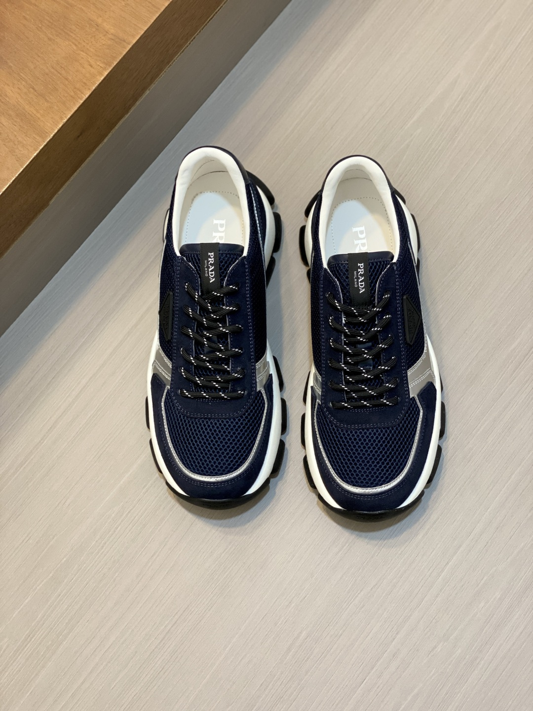 [Prada] 프라다 프리미엄 스웨이드 & 캔버스 콤비 스니커즈 신발