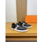[Hermes] 에르메스 나파 스티치드 'H' 코트 스니커즈 신발
