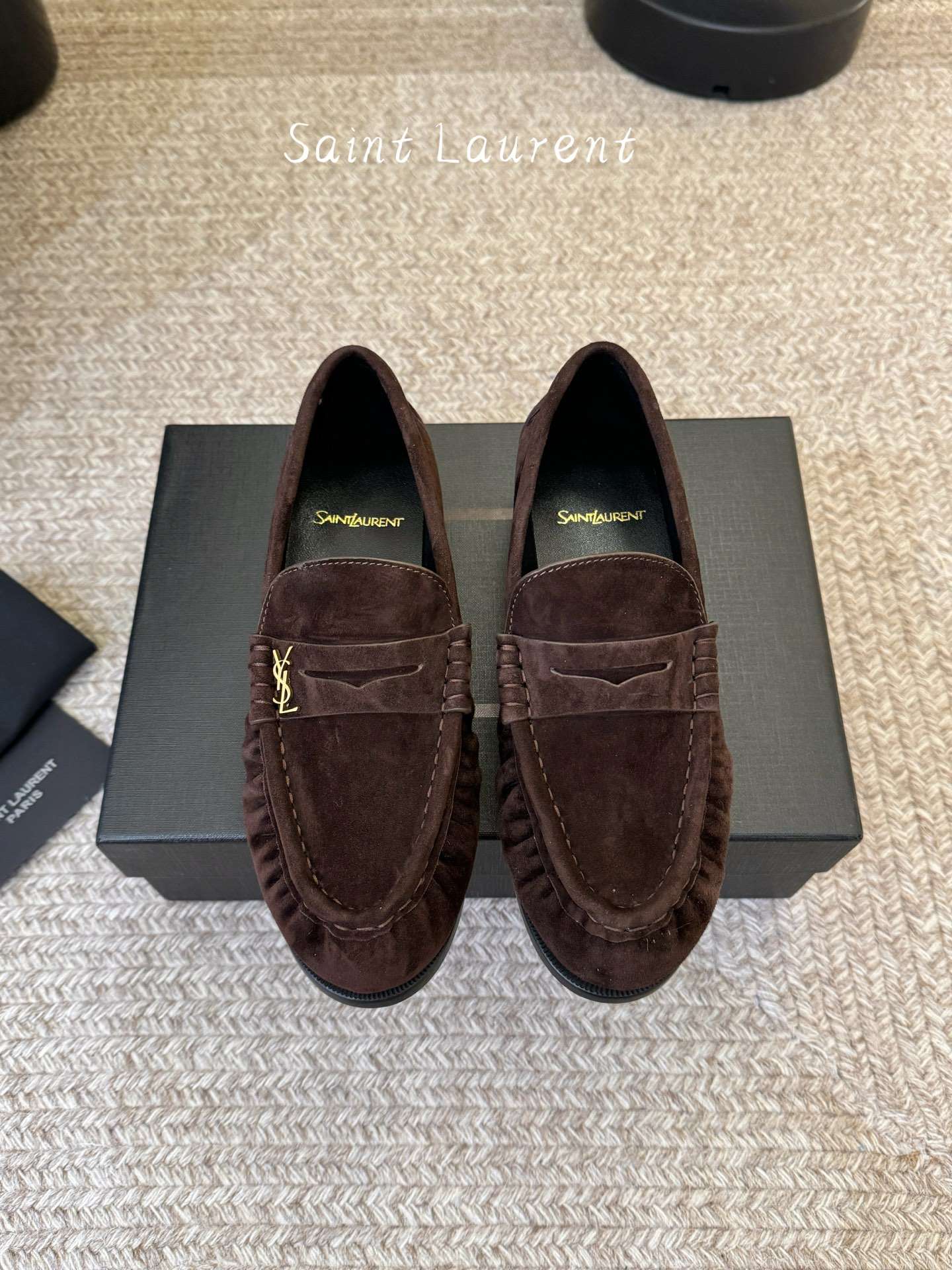생로랑(SAINT LAURENT) 카프 레더 페니 로퍼 신발