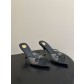 생로랑(SAINT LAURENT) 라인스톤 포인티드토 힐 신발