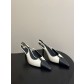 생로랑(SAINT LAURENT) YSL 메탈 로고 캡토 슬링백 펌프스 신발