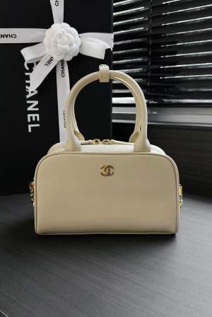 [Chanel] 샤넬 26B 볼링백 미니 가방 / AP5528