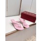 구찌(GUCCI) 모노그램 토포스트 미들힐 신발