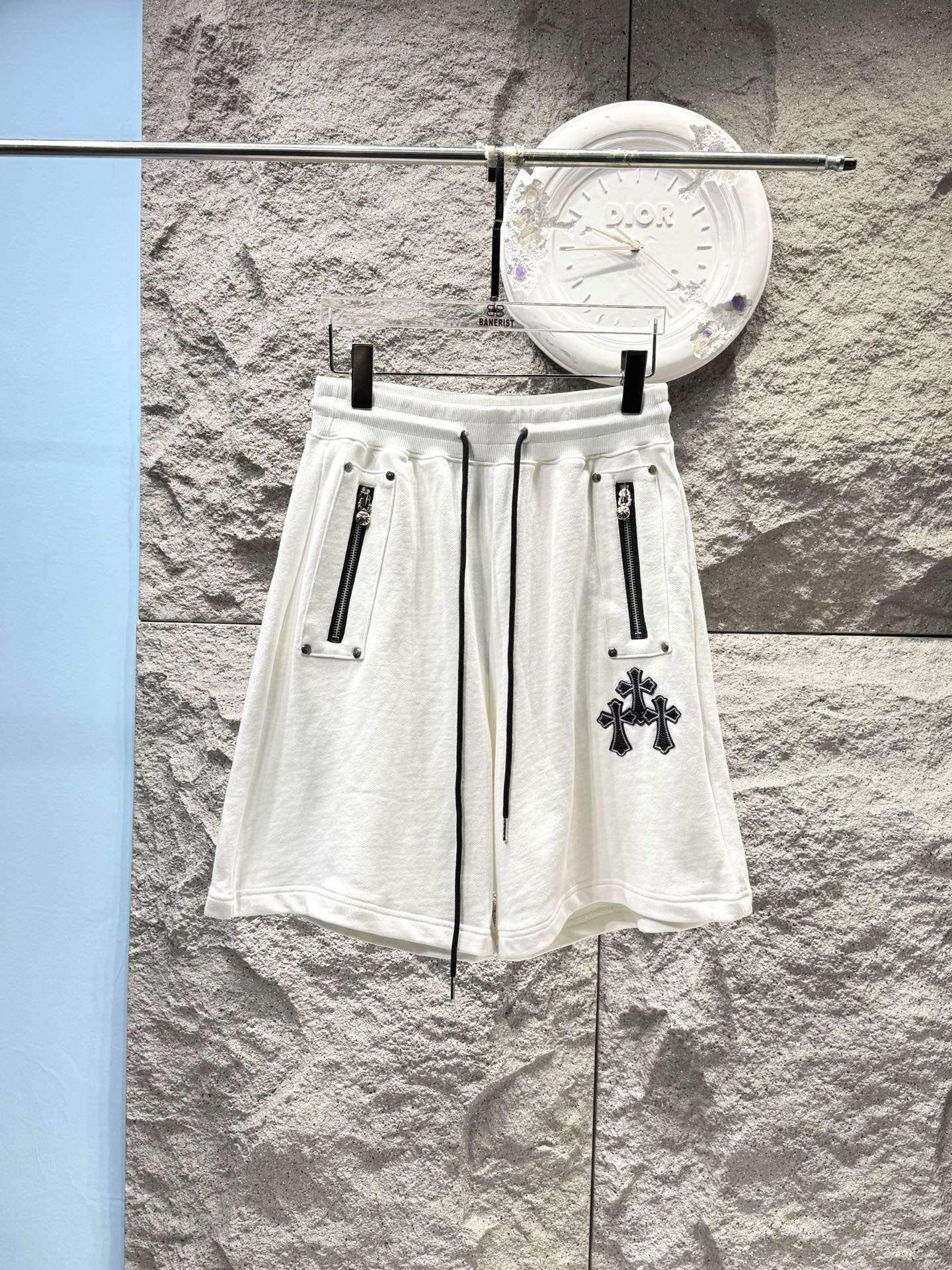 크롬하츠(CHROME HEARTS) 크로스 지퍼 포켓 스웨트 쇼츠 하의 의류