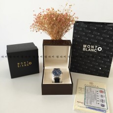 몽블랑 데이데이트 4810 블랙다이얼 가죽시계