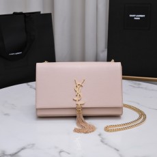 세인트롤랜드 가죽 소재의 클래식 케이트 모노그램 생 로랑 태슬 체인 지갑