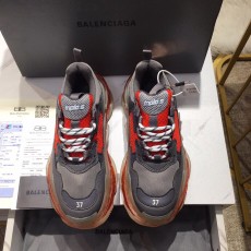 발렌시아가 남여공용용 트리플 S 클리어 솔 스니커즈