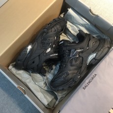 발렌시아가 남여공용 트랙 운동화