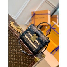 루이비통 트라이아논 PM M45908