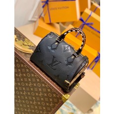 루이비통 스피디 반둘리에 M58524