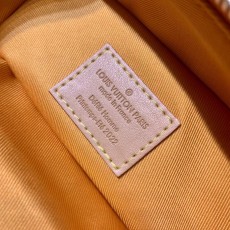 루이비통 VERTICAL BOX TRUNK M59666