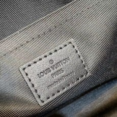 루이비통 GASTON WEARABLE WALLET M81115