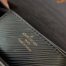 루이비통 TWIST M59411