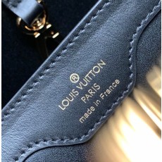 루이비통 CAPUCINES BB M20373