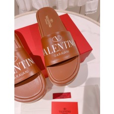 발렌티노 슬리퍼