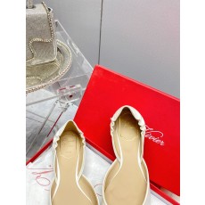 로져비비에 샌들