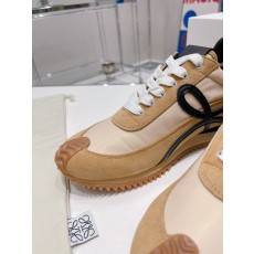 로에베 남여공용 운동화