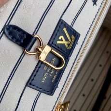 루이비통 ONTHEGO M20815