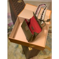 루이비통 CLUNY M59108