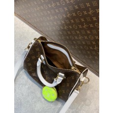 루이비통 SPEEDY BANDOULIRE 25 M20754