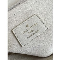 루이비통 NEW WAVE M20687