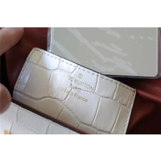 루이비통 TWIST 숄더백