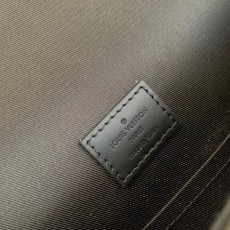 루이비통 아치 메신저 MM M46442