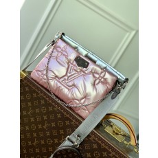 루이비통 맥시 멀티 포쉐트 악세수아 M21057