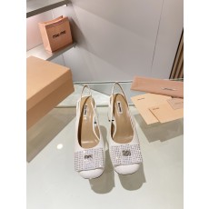 미우미우 여성 샌들