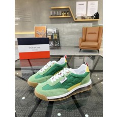 톰브라운 스니커즈