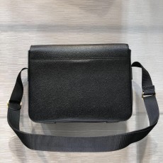 톰브라운 숄더백