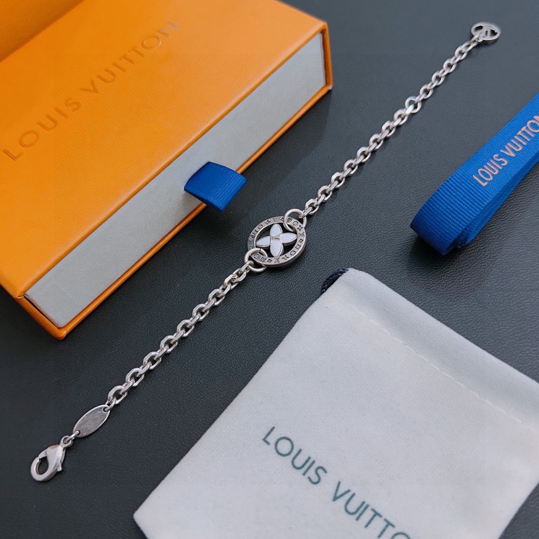 b91c9c5ae4d4184dc4823ad413cad787_1723809098_8826.jpg b91c9c5ae4d4184dc4823ad413cad787_1723809098_8826_1723809149.jpg